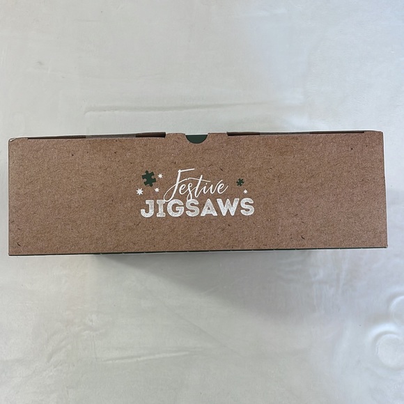 4 Holiday 1000 Piece Puzzles In One Box New - Picture 10 of 11